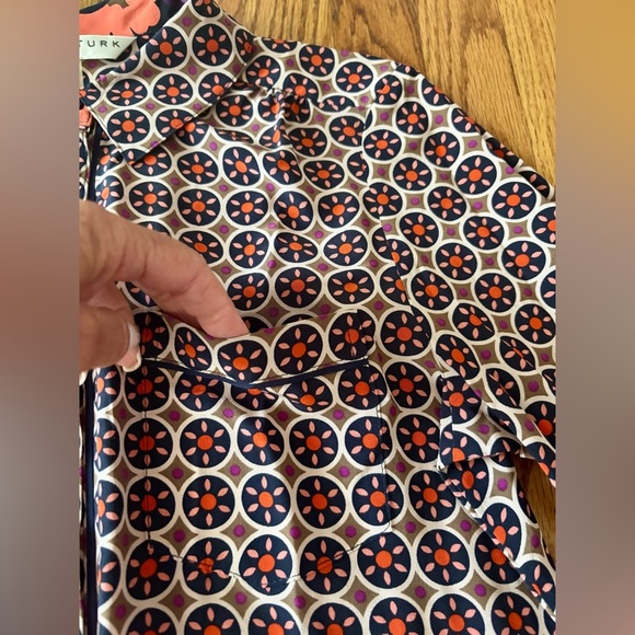 Trina Turk • 100% Silk Shirt Dress Size 2. Gorgeous geometric print - Picture 4 of 11